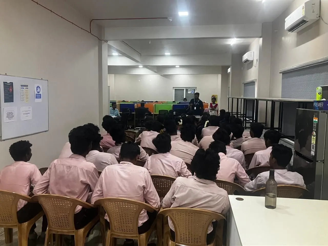 Jeyaraj Annapackiam CSI Polytechnic College group at Icanio Technologies